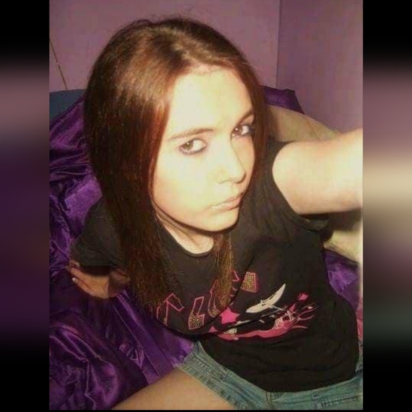 Meet your Posher, Rachel marie - Picture 9 of 16